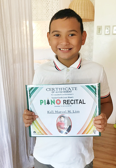 Kali Achieves Dream of Playing Piano