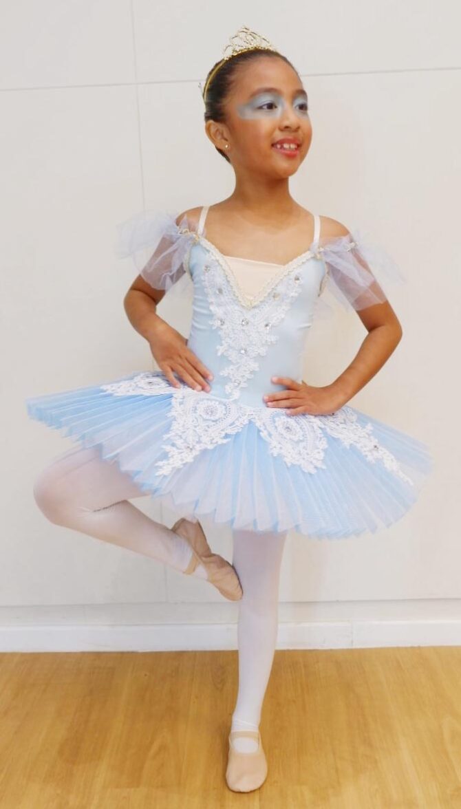 Elise Star is Inspired to Teach Ballet